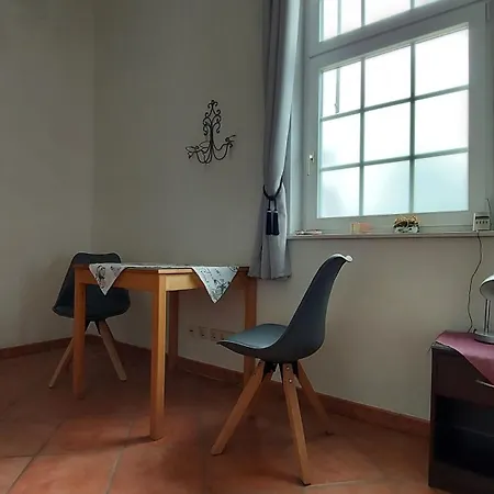 In Ruhiger Lage Apartamento Leipzig